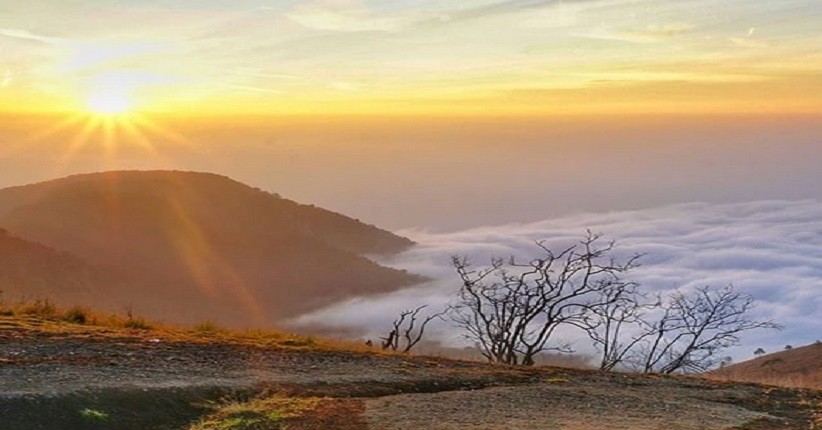 GUNUNG GUNTUR GARUT