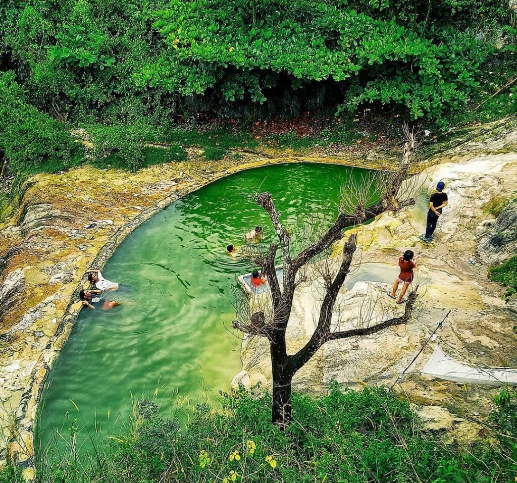 PEMANDIAN TIRTA SANITA