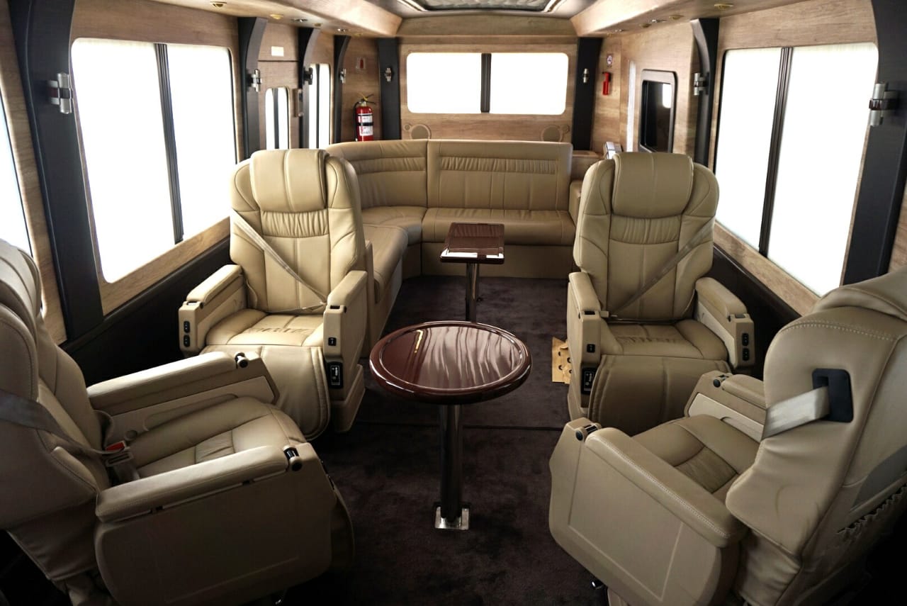 Luxury Bus Trac