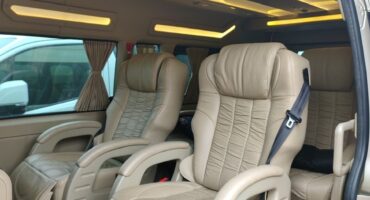 Perbedaan Hiace Commuter dan Luxury