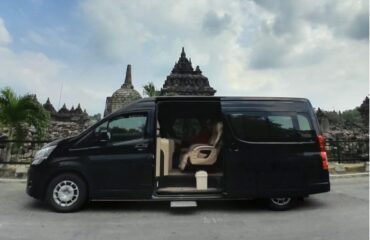 tips traveling menggunakan mobil hiace