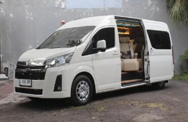 sewa hiace jakarta jogja