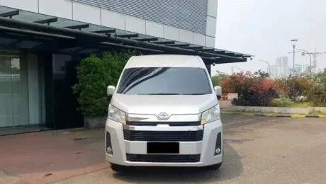 sewa hiace premio jombang