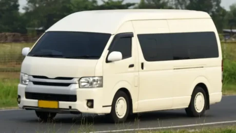 sewa hiace premio cempaka putih