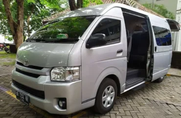 sewa hiace jagakarsa