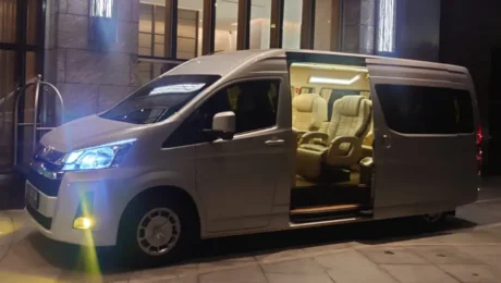sewa hiace premio pancoran