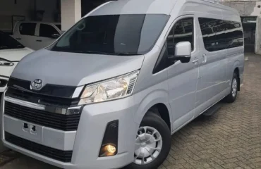 sewa hiace pasar minggu