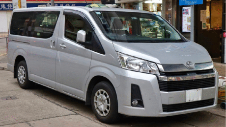 sewa hiace premio tebet