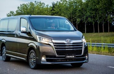 hiace termewah