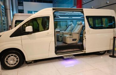 sewa hiace purwakarta