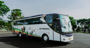 sewa bus pariwisata depok