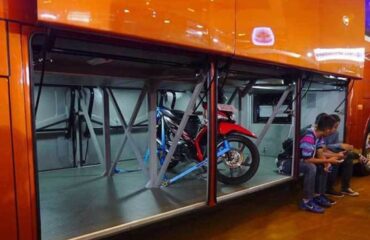 bagasi bus pariwisata