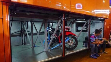 bagasi bus pariwisata