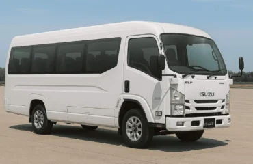 bus elf pariwisata