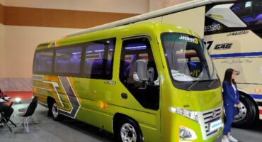 bus kecil muat berapa orang