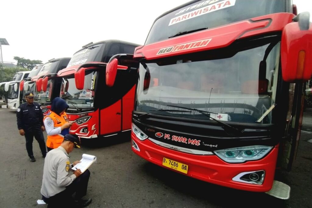 cek kelayakan bus pariwisata